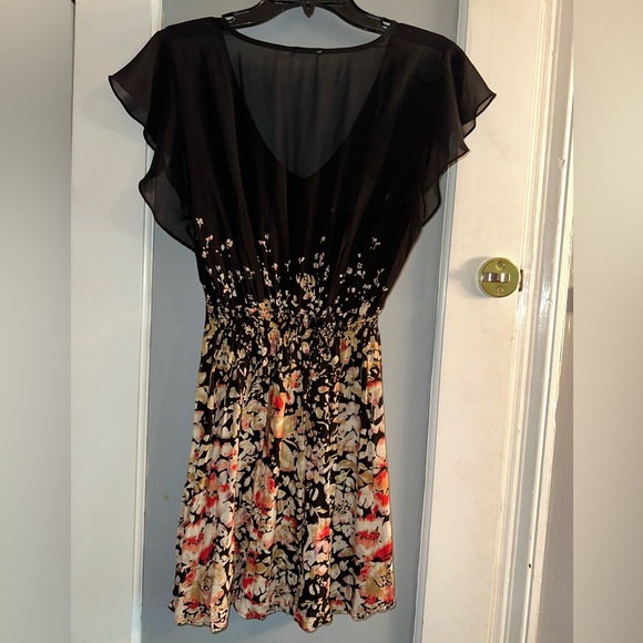 Floral Dress from Urban Outfitters - Picture 3 of 8